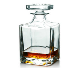 Load image into Gallery viewer, 500-700ml European Whisky Bottle Red Wine Awakening Bottle Lead-free Crystal Awakening Bottle Vodka Spirit Pouring Bottle Bar